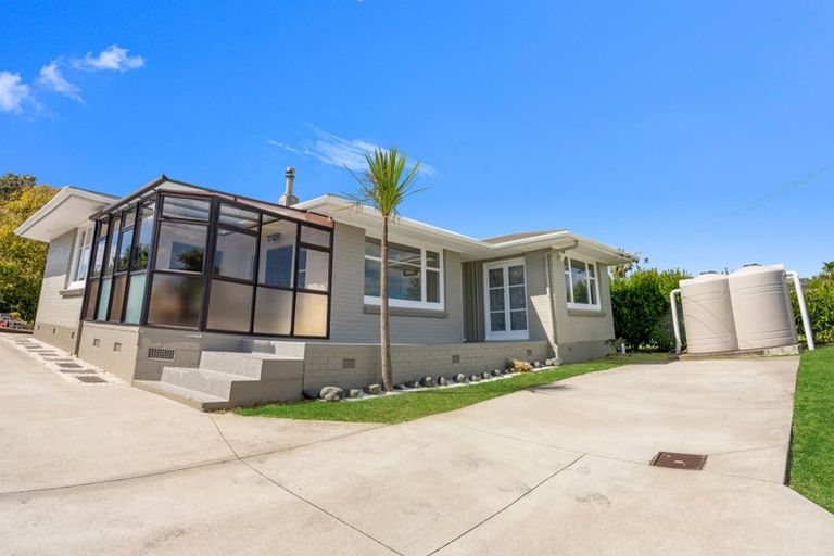 Photo of property in 35 Tampin Road, Hillpark, Auckland, 2102