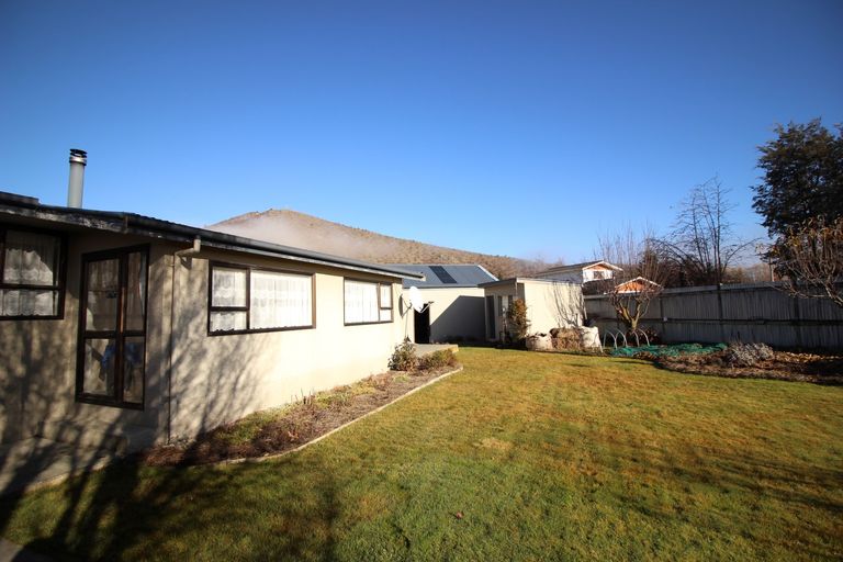 Photo of property in 8 Totara Peak Crescent, Omarama, 9412