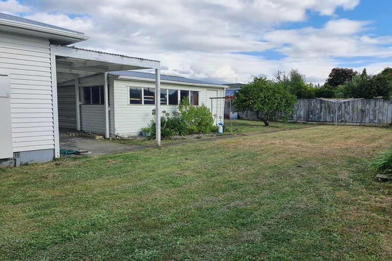 Photo of property in 20 Norfolk Street, Levin, 5510