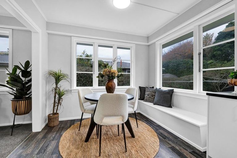 Photo of property in 27 Blagdon Road, Blagdon, New Plymouth, 4310