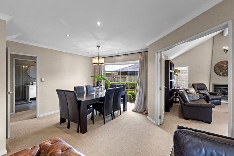 Photo of property in 21 Liberty Grove, Kelvin Grove, Palmerston North, 4414