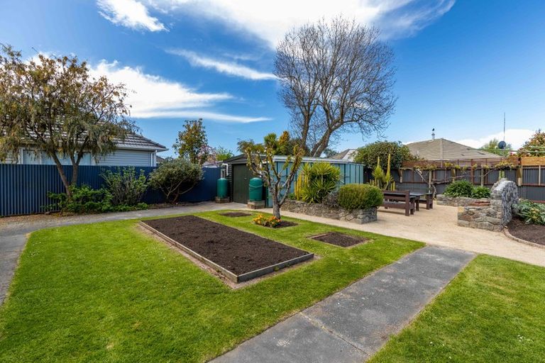 Photo of property in 54 Glenfield Crescent, Mairehau, Christchurch, 8052