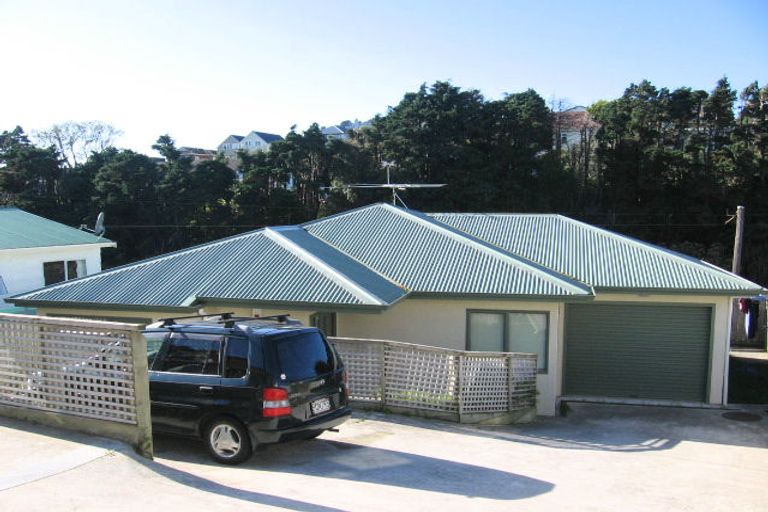 Photo of property in 2/99 Moorefield Road, Johnsonville, Wellington, 6037