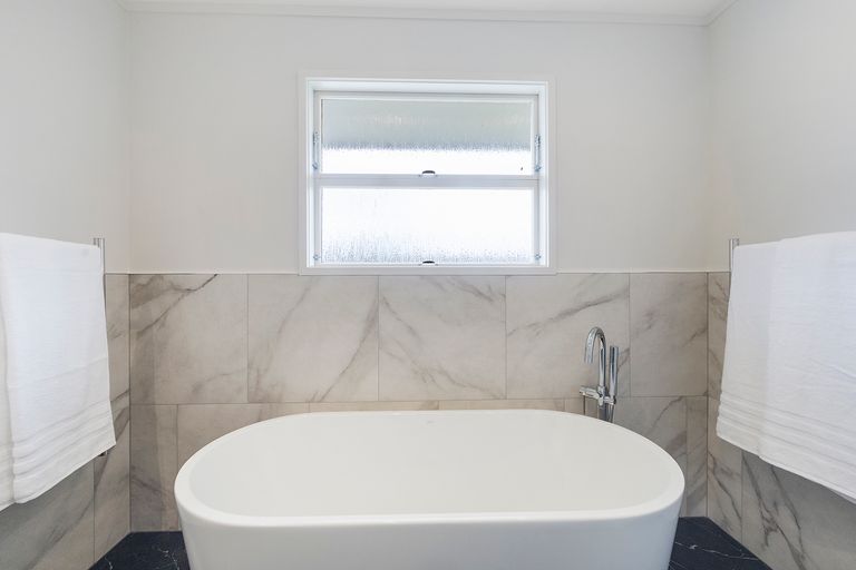 Photo of property in 42 Byron Street, Leamington, Cambridge, 3432