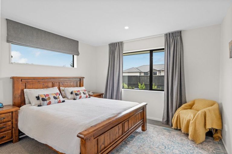 Photo of property in 17 Owen Drive, Darfield, 7510