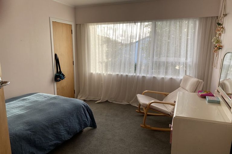 Photo of property in 3 Del Mar Place, Merrilands, New Plymouth, 4312