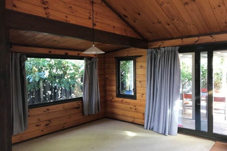 Photo of property in 38 Endeavour Avenue, Welcome Bay, Tauranga, 3112