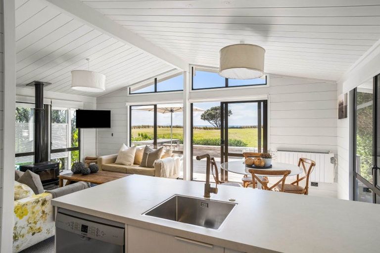 Photo of property in 12a Mcliver Place, Pauanui, Hikuai, 3579