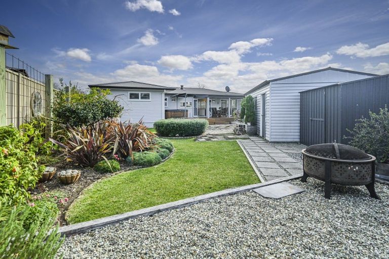 Photo of property in 3 James Cook Street, Havelock North, 4130