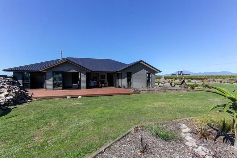 Photo of property in 219 Waitara Road, Brixton, Waitara, 4382