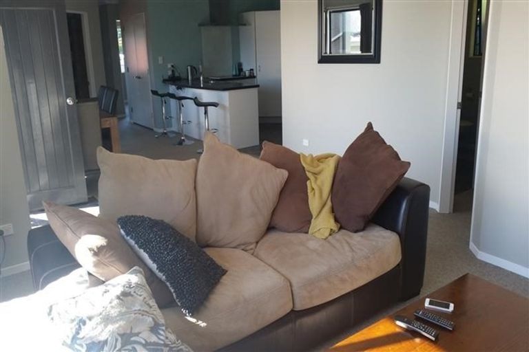 Photo of property in 4/253 Saint Aubyn Street, New Plymouth, 4310