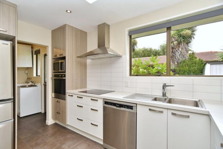 Photo of property in 5 Brogar Place, Casebrook, Christchurch, 8051