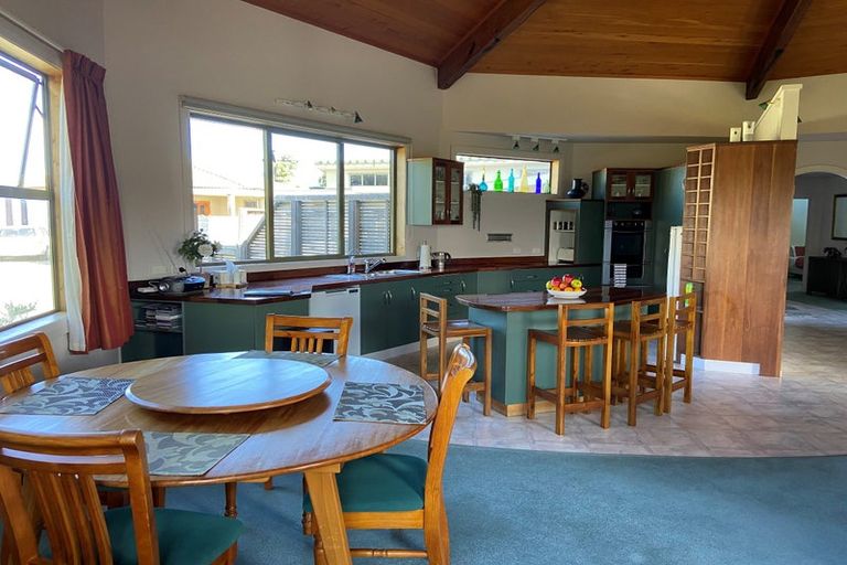 Photo of property in 23 Winifred Street, Okitu, Gisborne, 4010