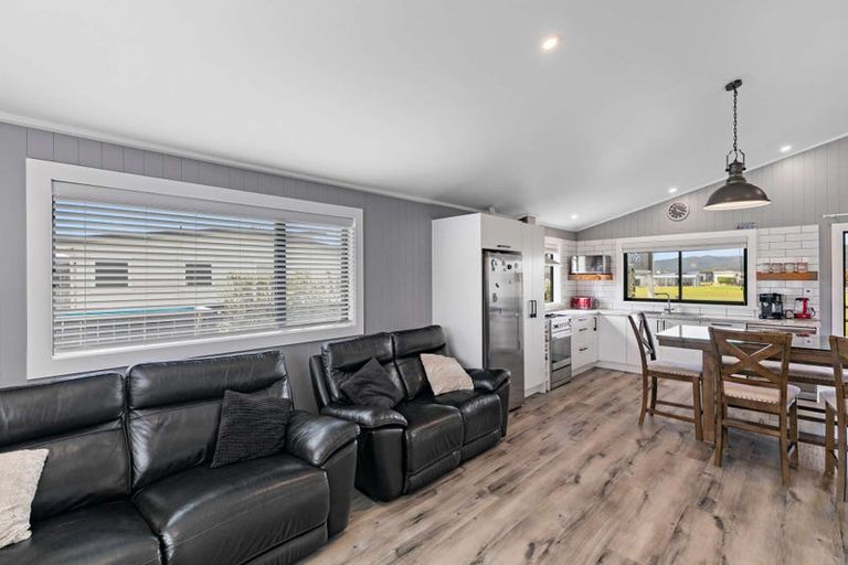 Photo of property in 126 The Fairway, Matarangi, Whitianga, 3592