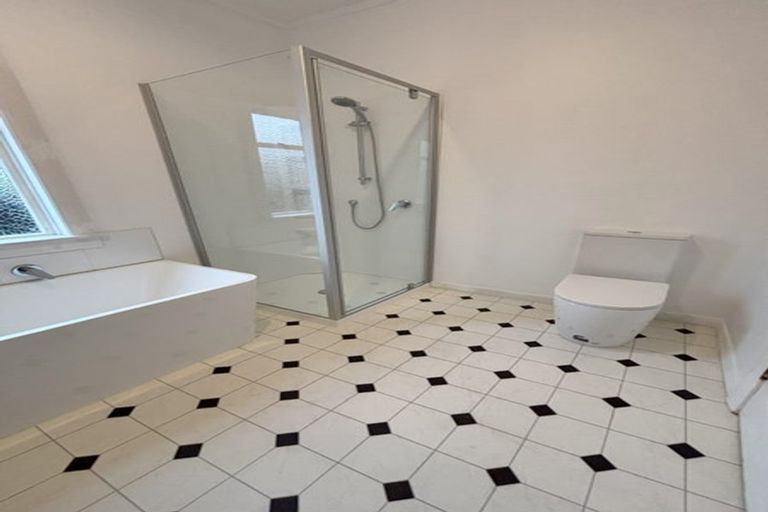 Photo of property in 158 Naenae Road, Naenae, Lower Hutt, 5011