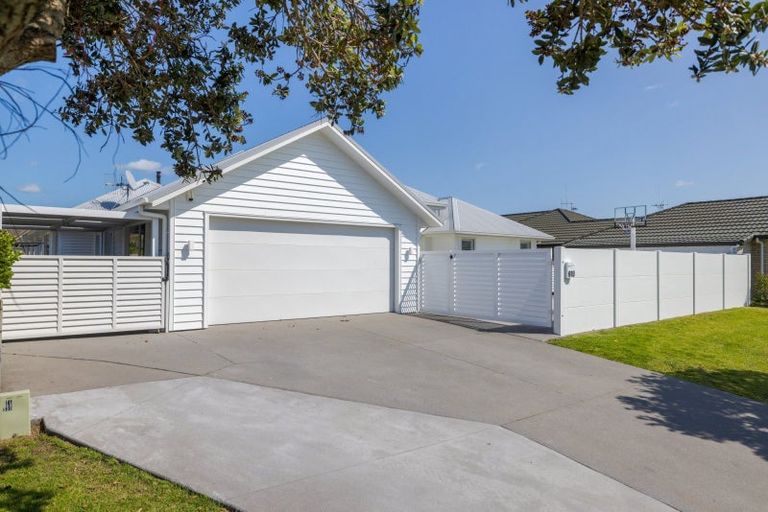 Photo of property in 610 Gloucester Road, Papamoa Beach, Papamoa, 3118