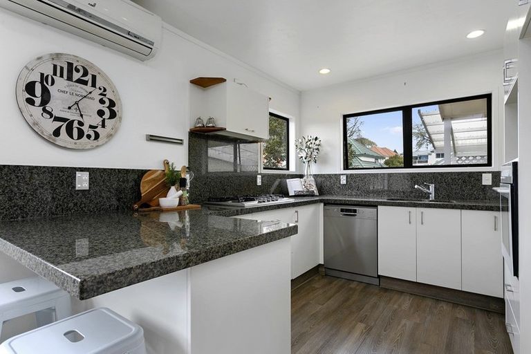 Photo of property in 6 Fletcher Place, Leamington, Cambridge, 3432