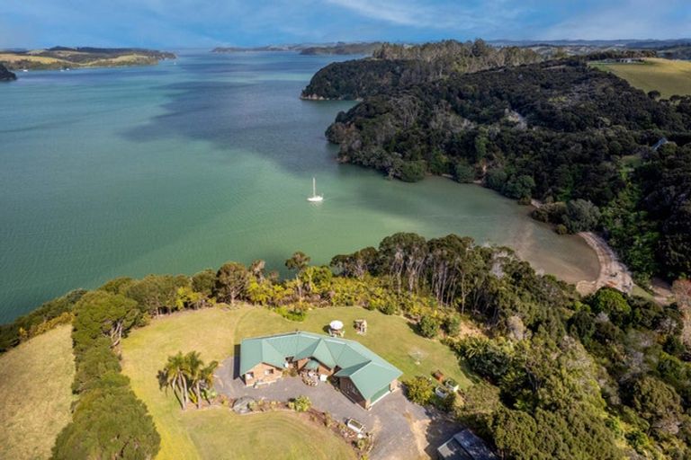 Photo of property in 49 Mckenzie Road, Te Ti Mangonui, Kerikeri, 0294