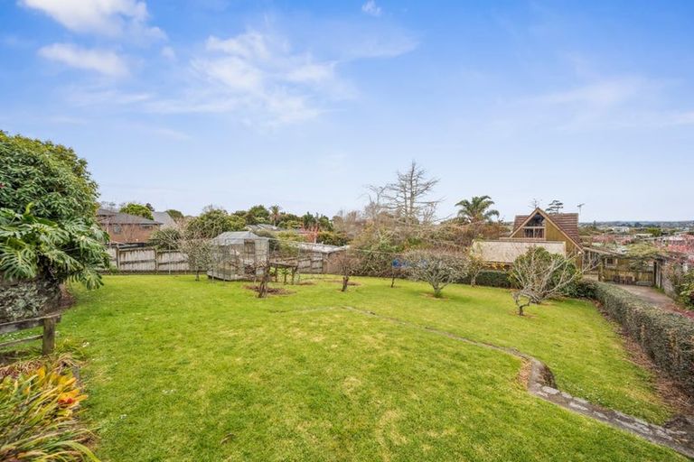 Photo of property in 10 Greenhill Crescent, Pakuranga, Auckland, 2010