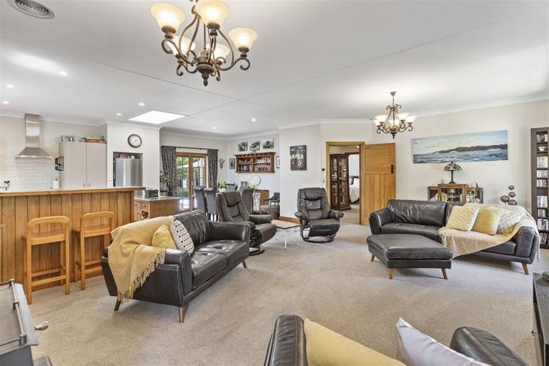 Photo of property in 37 Jordan Terrace, Lansdowne, Masterton, 5810