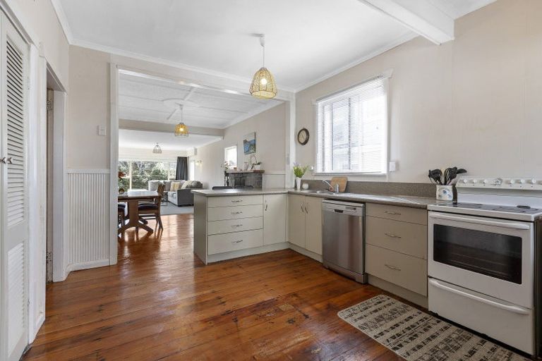 Photo of property in 383 Saint Aubyn Street, Moturoa, New Plymouth, 4310