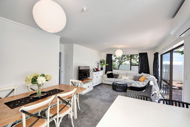 Photo of property in 72c Queens Drive, Saint Kilda, Dunedin, 9012