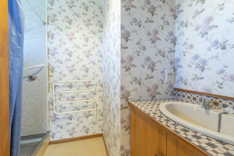 Photo of property in 24 Burnett Street, Oxford, 7430