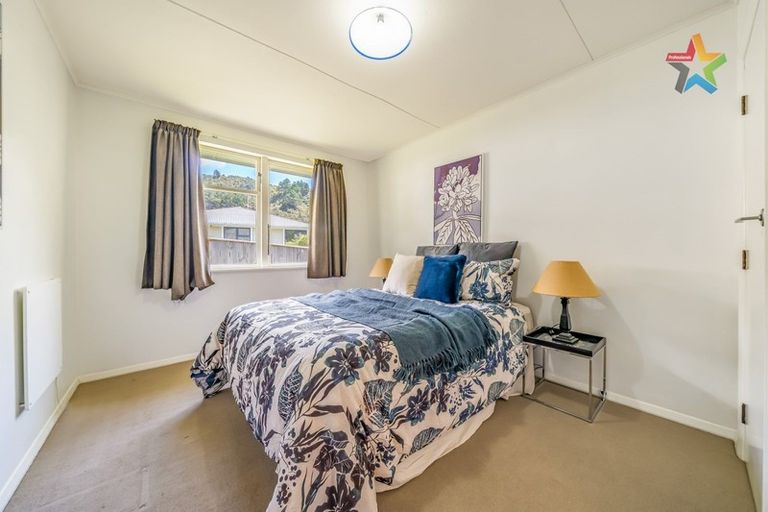 Photo of property in 49 Delaney Drive, Stokes Valley, Lower Hutt, 5019