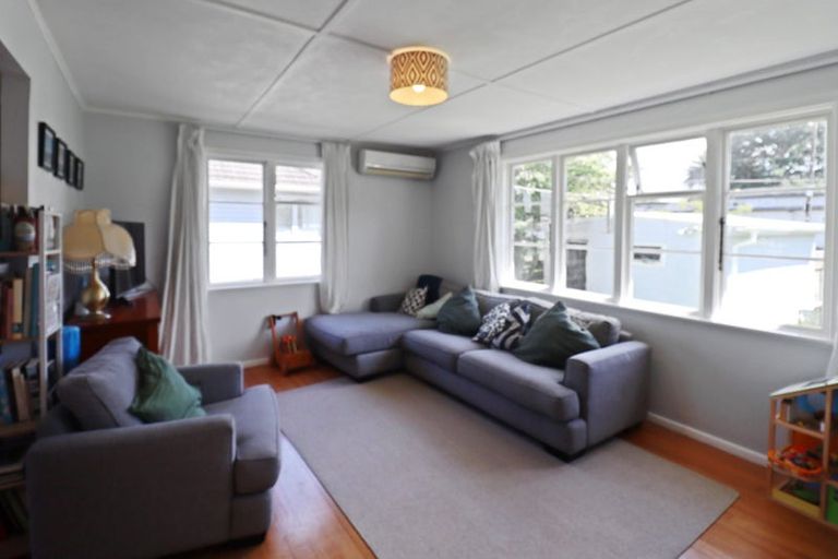 Photo of property in 66 Rata Street, Naenae, Lower Hutt, 5011