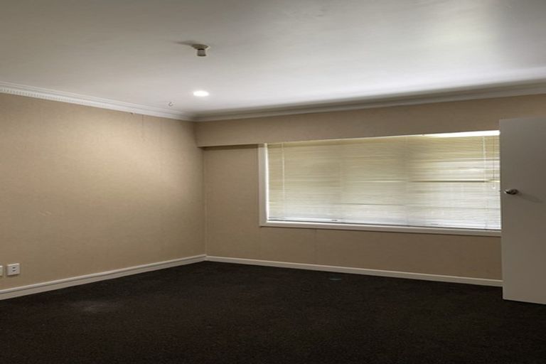 Photo of property in 30 Queen Street, Papakura, 2110