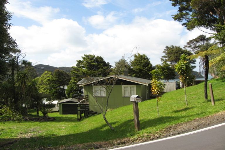 Photo of property in 1245 Huia Road, Huia, Auckland, 0604