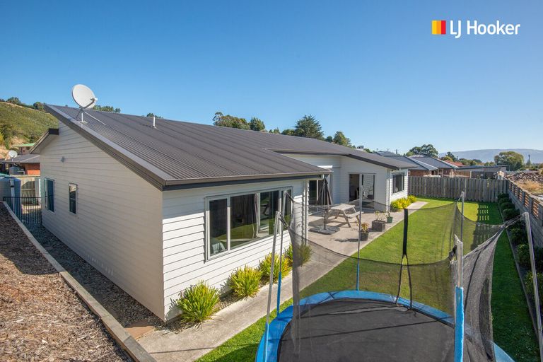 Photo of property in 19 Paterson Road, Mosgiel, 9092