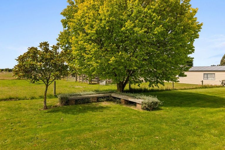 Photo of property in 1600 Clintons Road, Darfield, 7571