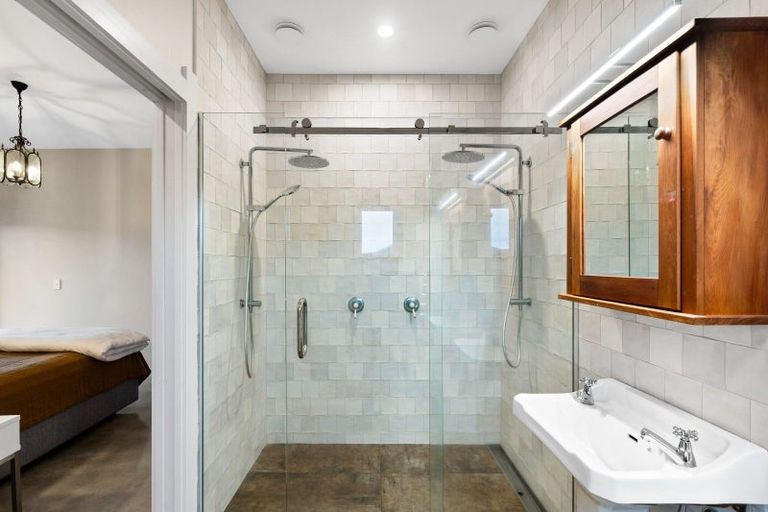 Photo of property in 2 Rich Rise, Havelock North, 4130