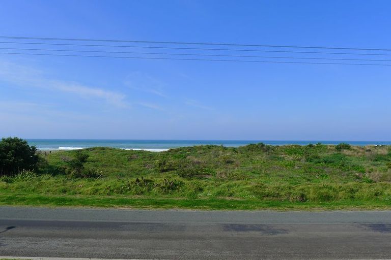 Photo of property in 44 Bway Road, Waihi Beach, 3611