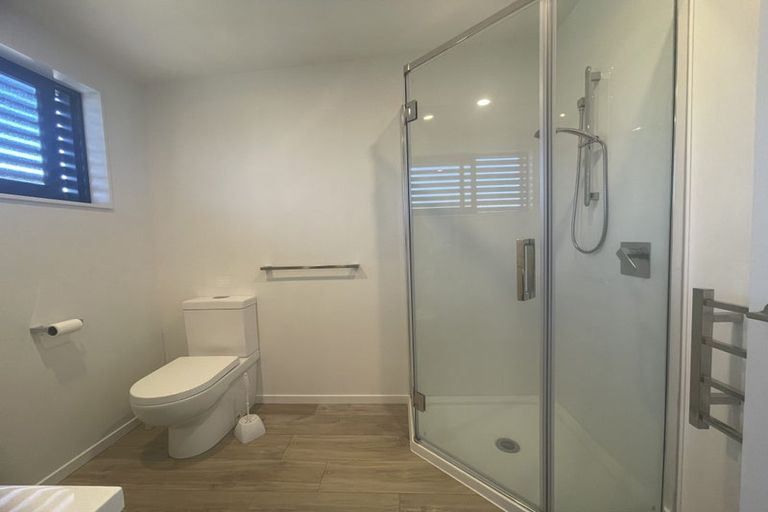 Photo of property in 14b Andrew Road, Howick, Auckland, 2010