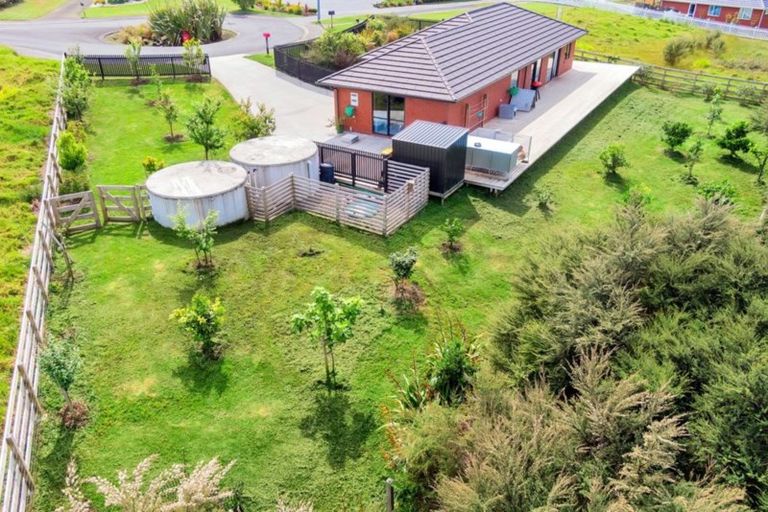 Photo of property in 41 Omana Avenue, Shelly Beach, Helensville, 0874