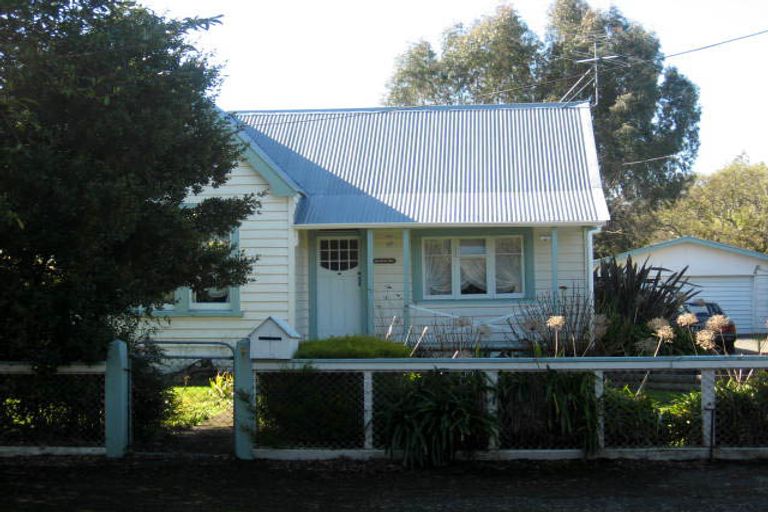 Photo of property in 8 Rexwood Street, Carterton, 5713