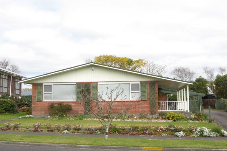 Photo of property in 31 Truby King Street, Merrilands, New Plymouth, 4312