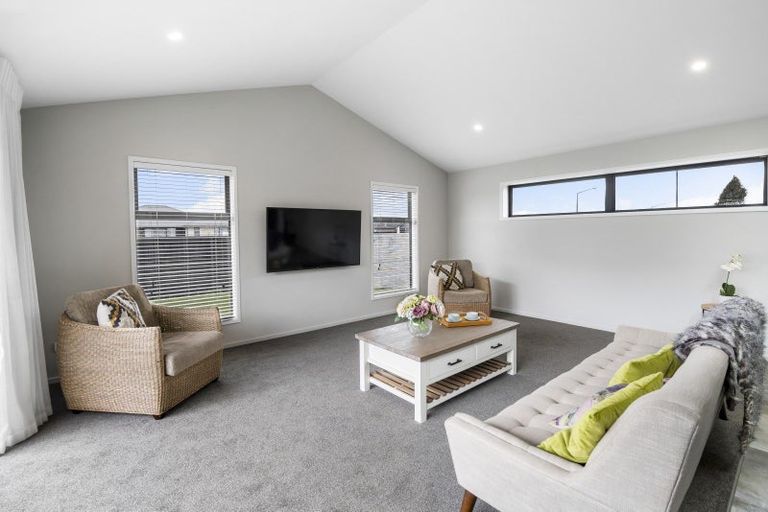 Photo of property in 159 Shillingford Boulevard, Rolleston, 7615