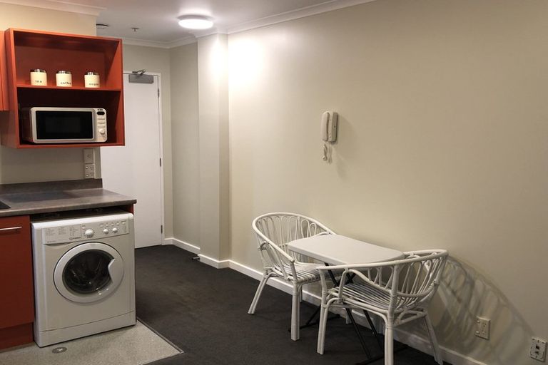 Photo of property in Aitken Street Apartments, 304/5 Aitken Street, Thorndon, Wellington, 6011