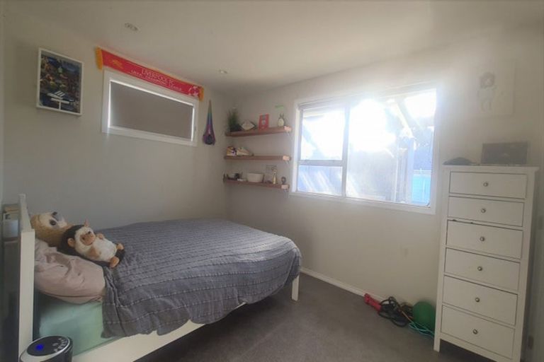 Photo of property in 27 Terrace Road, Titahi Bay, Porirua, 5022