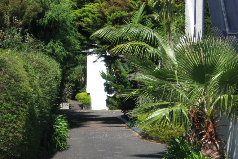 Photo of property in 1/34 Beulah Avenue, Rothesay Bay, Auckland, 0630