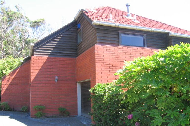 Photo of property in 1 Bayview Terrace, Oriental Bay, Wellington, 6011