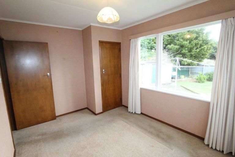 Photo of property in 43 Grey Street, Woodville, 4920