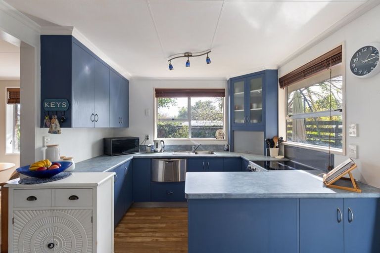 Photo of property in 8 Earl Place, Hokowhitu, Palmerston North, 4410