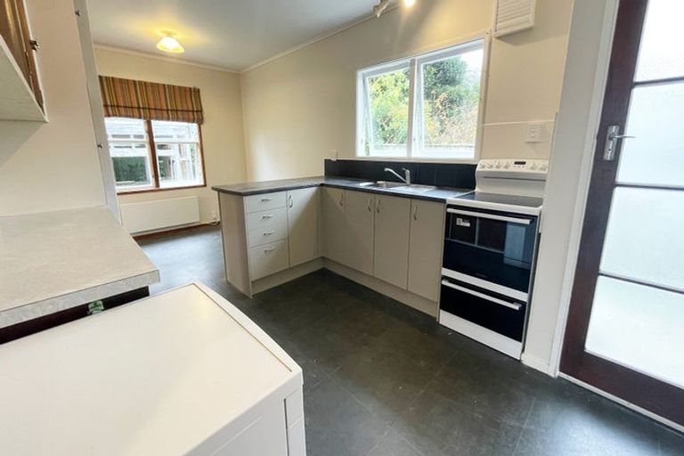 Photo of property in 13 Toenga Road, Pukerua Bay, 5026