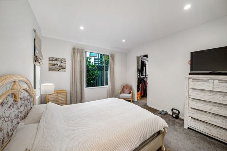 Photo of property in 124 Springfield Road, St Albans, Christchurch, 8014