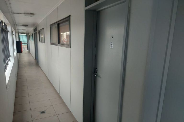 Photo of property in 5/7 Hall Avenue, Newtown, Wellington, 6021