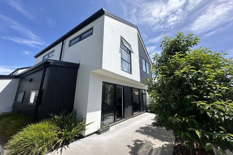 Photo of property in 118a Purchas Street, Edgeware, Christchurch, 8013